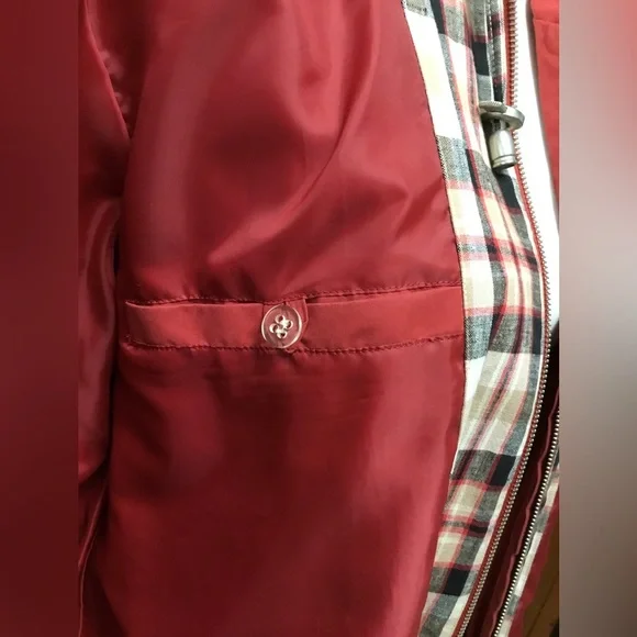 MISTY HARBOR HOODED RAIN JACKET - SZ SMALL - Picture 12 of 13